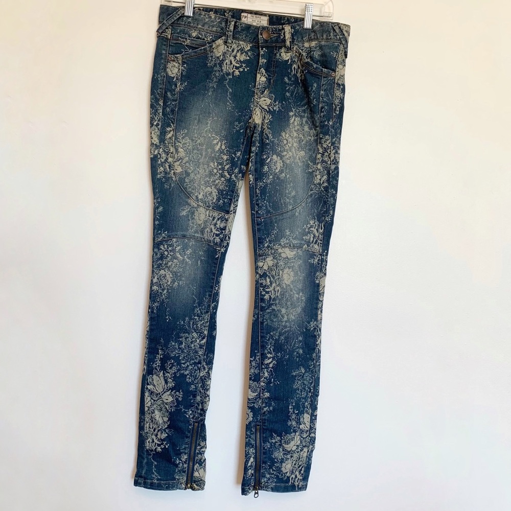 Free People Flower Print Skinny Jeans Size 28